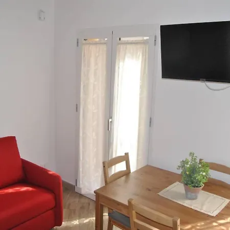 Centre - 1-bed - Sleeps 4 * Agrigento