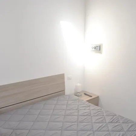 Centre - 1-bed - Sleeps 4 Apartment